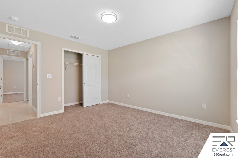 FULLY FENCED, LIKE NEW 4/2/2 IN BEAUTIFUL SEMINOLE WOODS property image