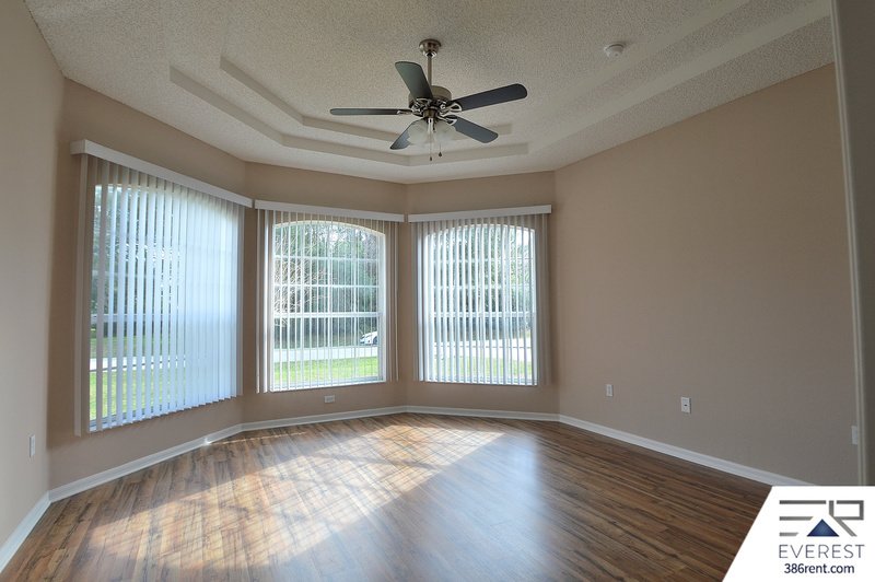 FULLY FENCED 3/2/2 POOL HOME IN DESIRABLE PALM HARBOR property image