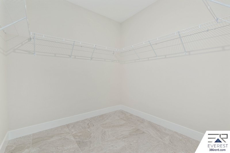CUSTOM BUILT, LIKE NEW 4/2/2, fully fenced on a quiet cul-de-sac property image