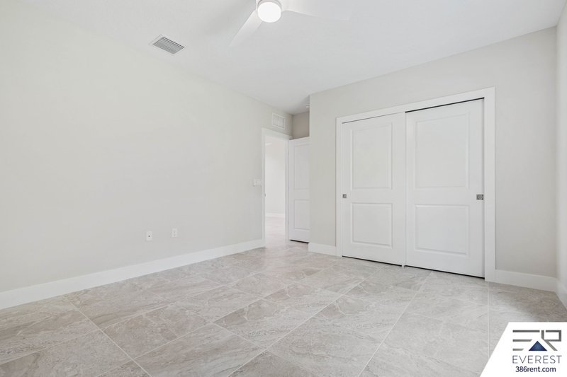 CUSTOM BUILT, LIKE NEW 4/2/2, fully fenced on a quiet cul-de-sac property image
