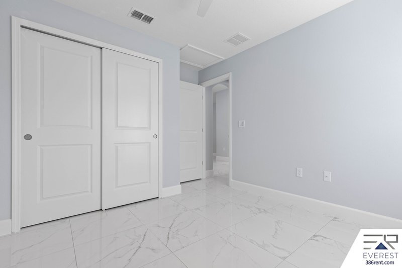 CUSTOM BUILT, BRAND NEW, FULLY FENCED 3/2/1 IN PEACEFUL QUAIL HOLLOW property image